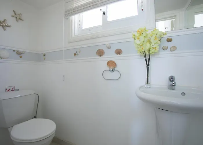 In With A Pool! Ayia Napa