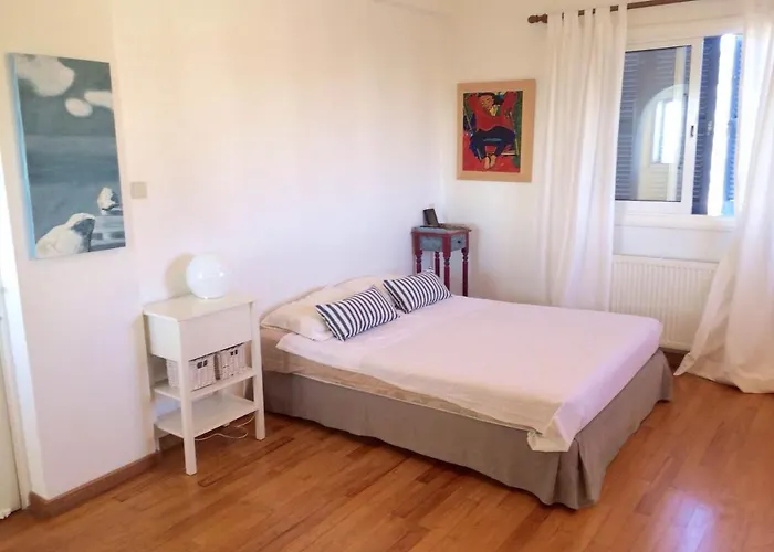 Villa In With A Pool! *