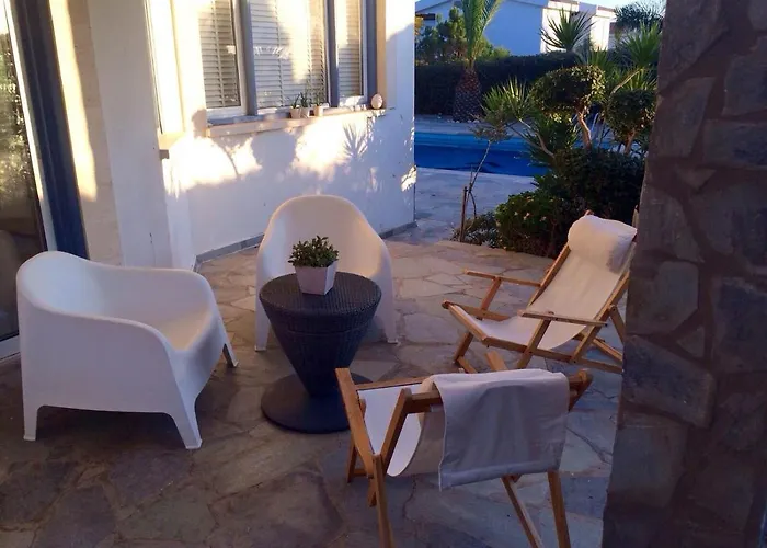 In With A Pool! Villa *