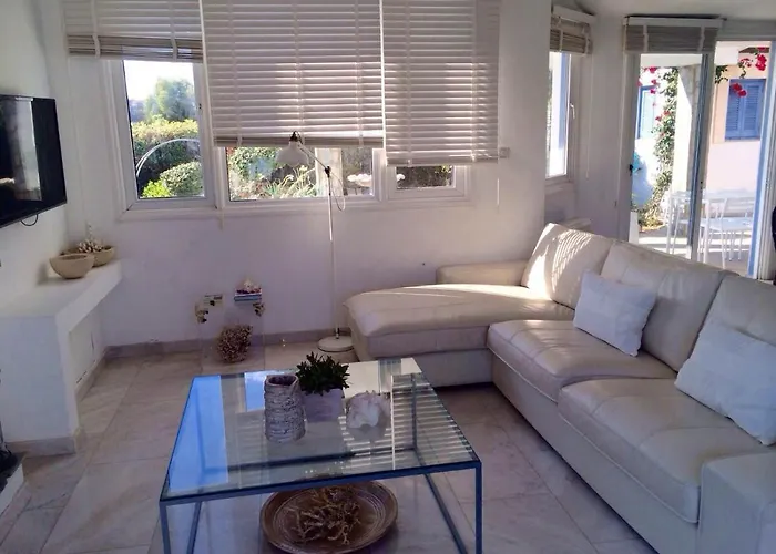 In With A Pool! Ayia Napa