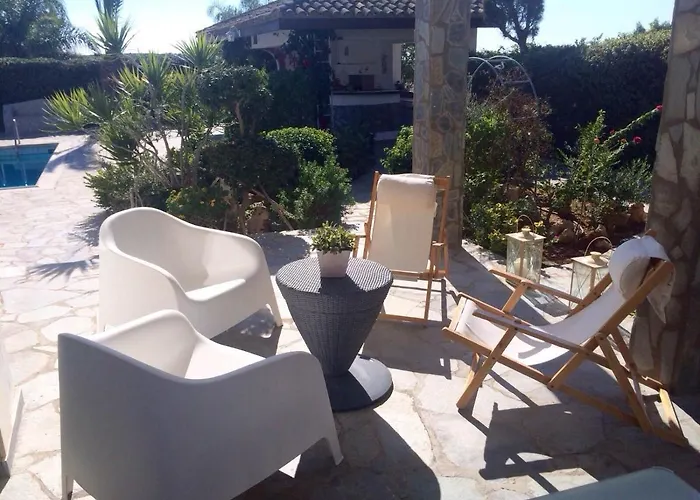 Villa In With A Pool! Ayia Napa